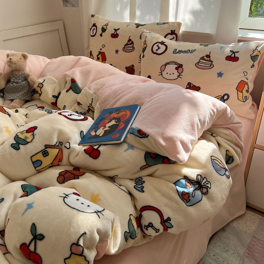 Plush Cartoon-Print Reversible Fleece Comforter with Oversized Loft