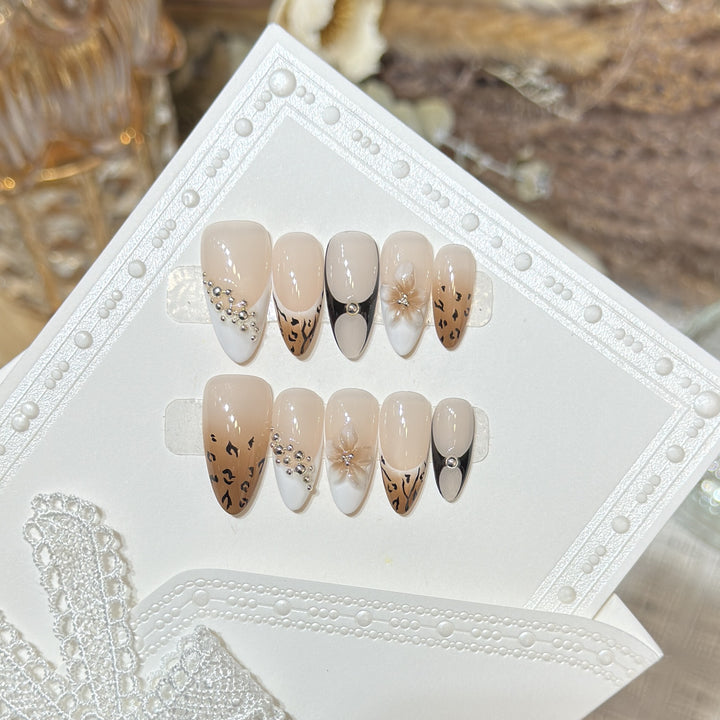 Reusable Press-On Nail Set Stornfield