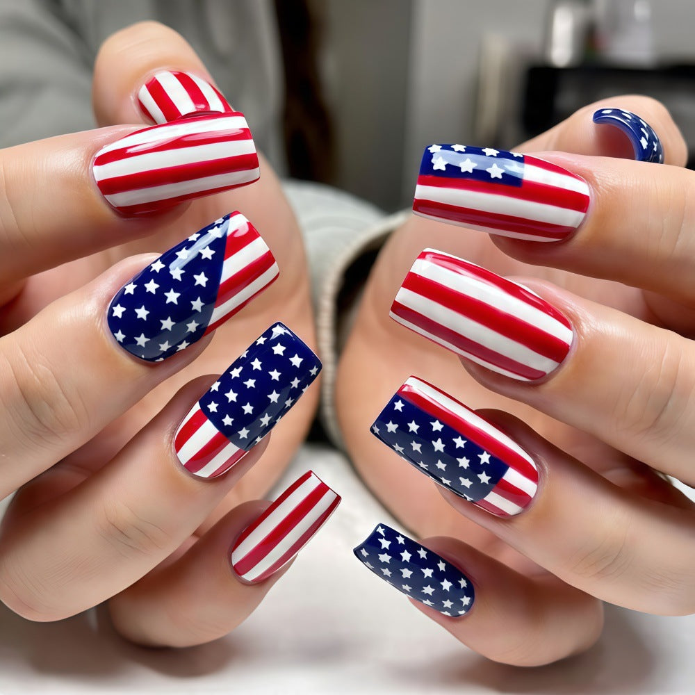 Artificial nails with American flag design Stornfield