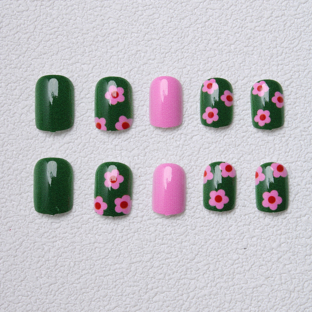 Playful Floral Press-On Nails Stornfield