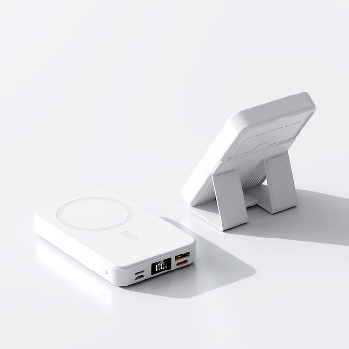 Portable Magsafe Powerbank with Integrated Stand and Digital Display Stornfield