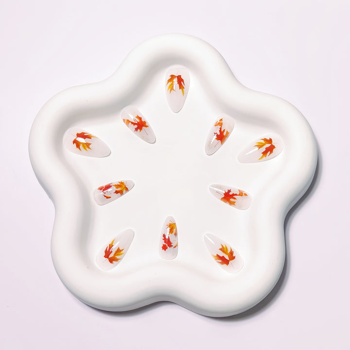 Artificial nails with autumn leaf design Stornfield
