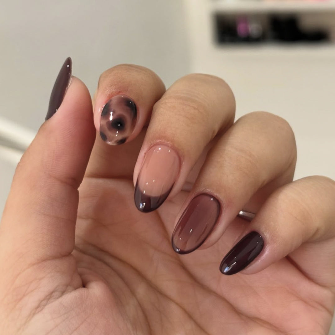 Artistic Stiletto Press-On Nails with Glossy Finish Stornfield