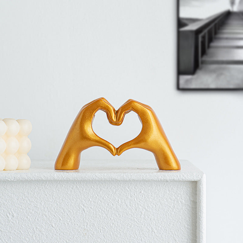 Decorative Heart-shaped Sculpture Stornfield
