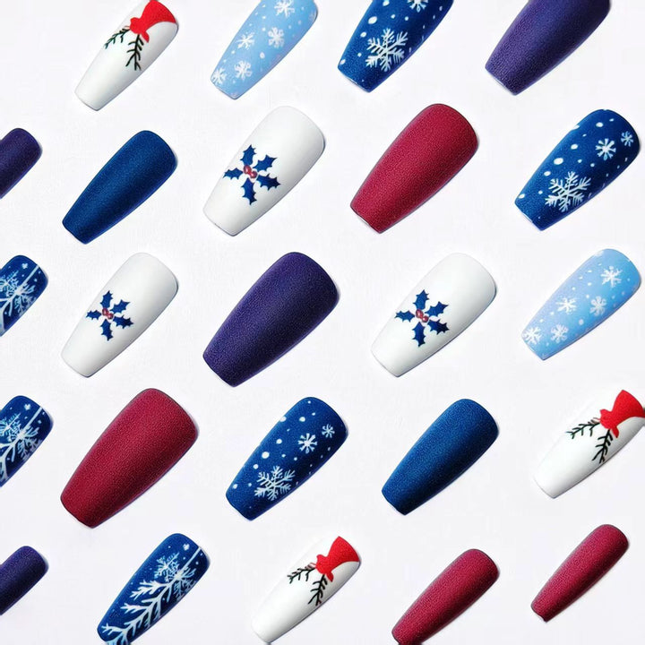 Creative Christmas Themed Fake Nails Stornfield
