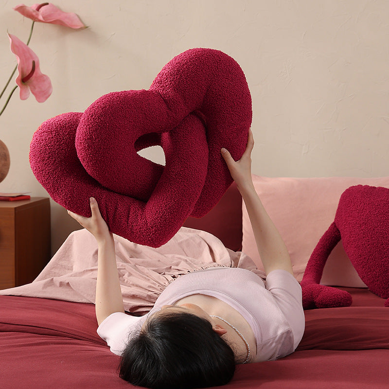 Double twisted heart cuddle pillow with bouclé plush cover Stornfield