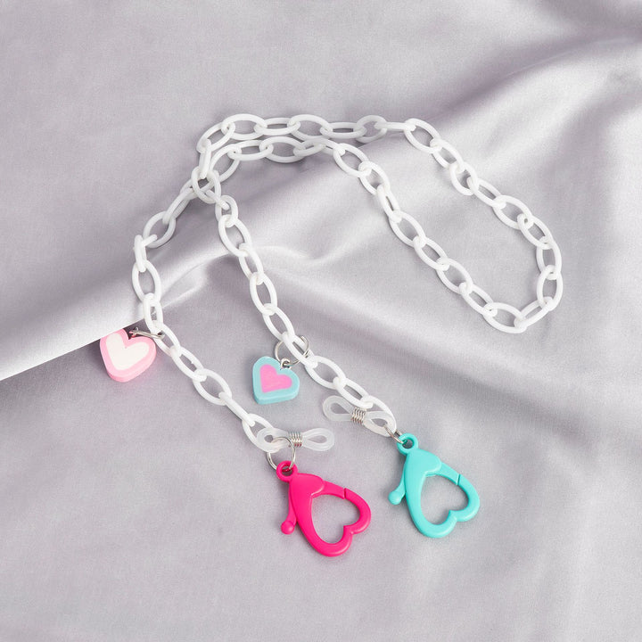 Stylish Heart-Themed Eyewear Chain Stornfield