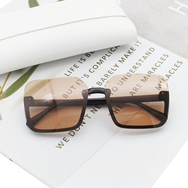Women’s square sunglasses with extravagant leopard pattern Stornfield
