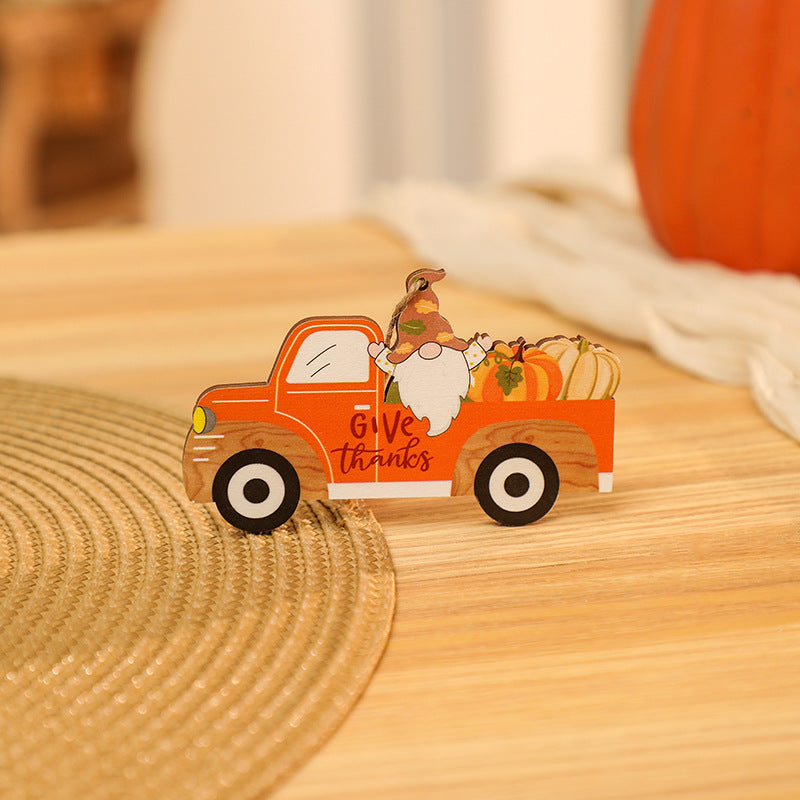 Decorative wooden figure in nostalgic truck design Stornfield