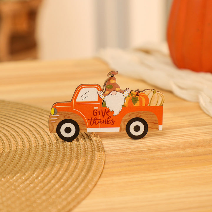 Decorative wooden figure in nostalgic truck design Stornfield