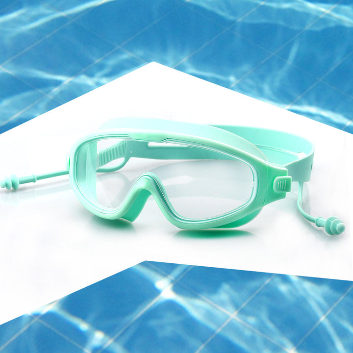 Snorkel mask with comprehensive field of view and comfortable silicone details Stornfield