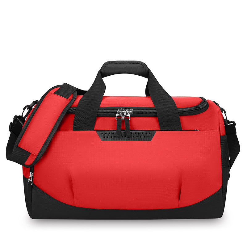 Sporty travel bag with ergonomic carrying system and innovative compartments Stornfield