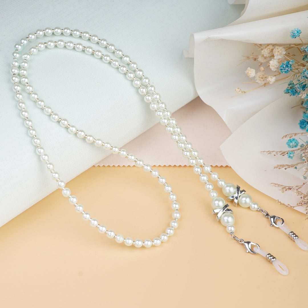 Elegant Faux Pearl Eyewear Chain Stornfield