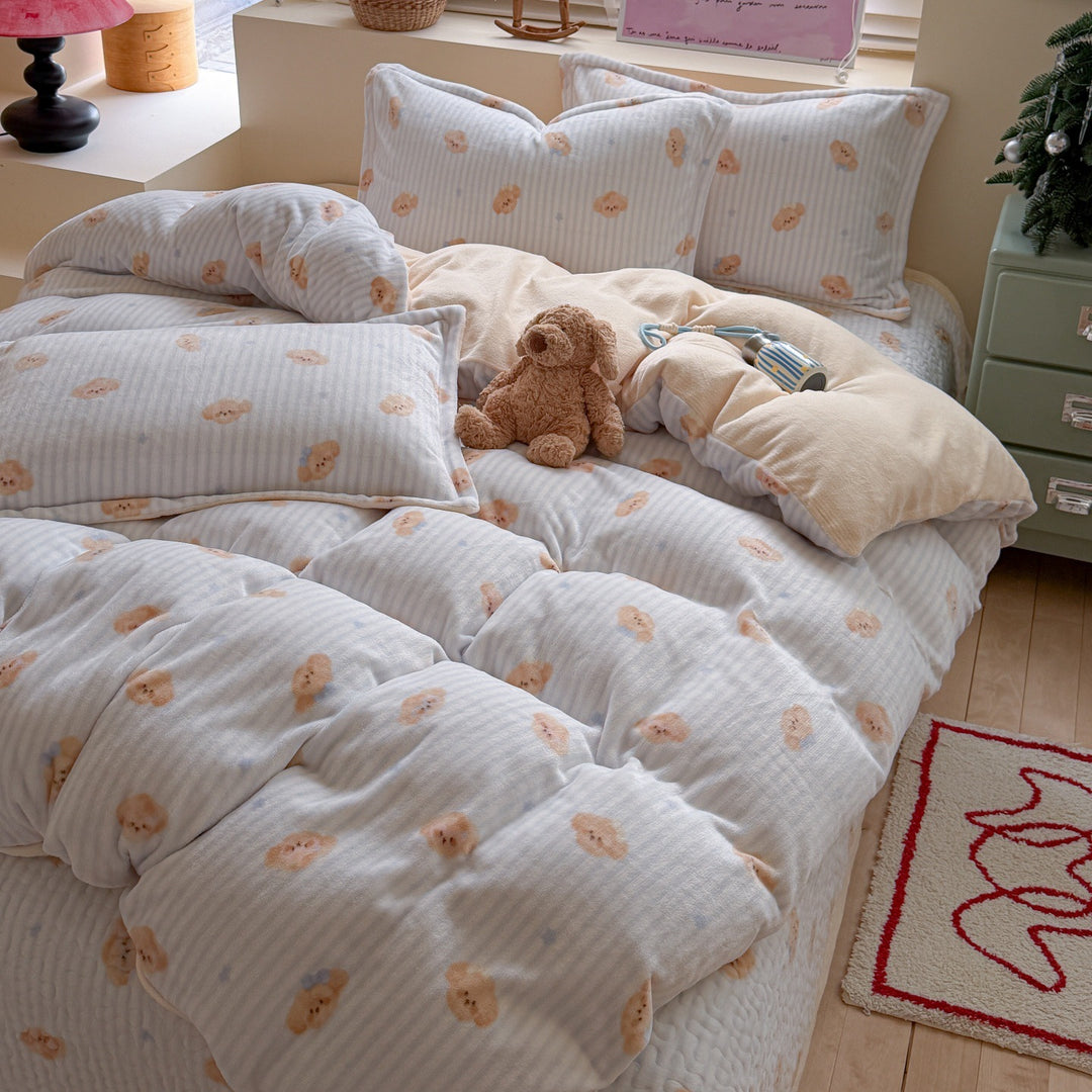 Plush Teddy-Print Reversible Comforter Set