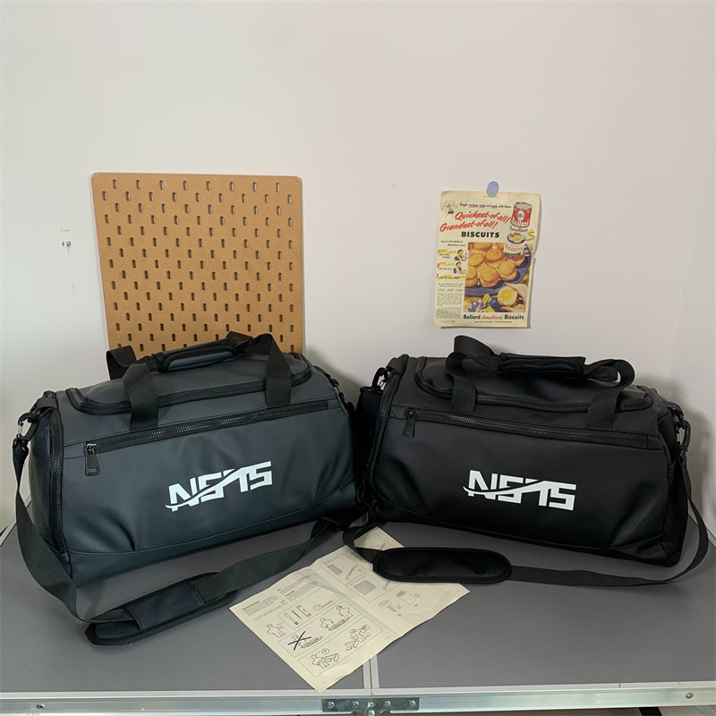Premium Waterproof Sports Duffel Stornfield
