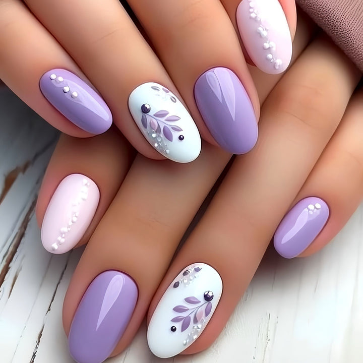 Elegant Floral Design Press-On Nails Stornfield