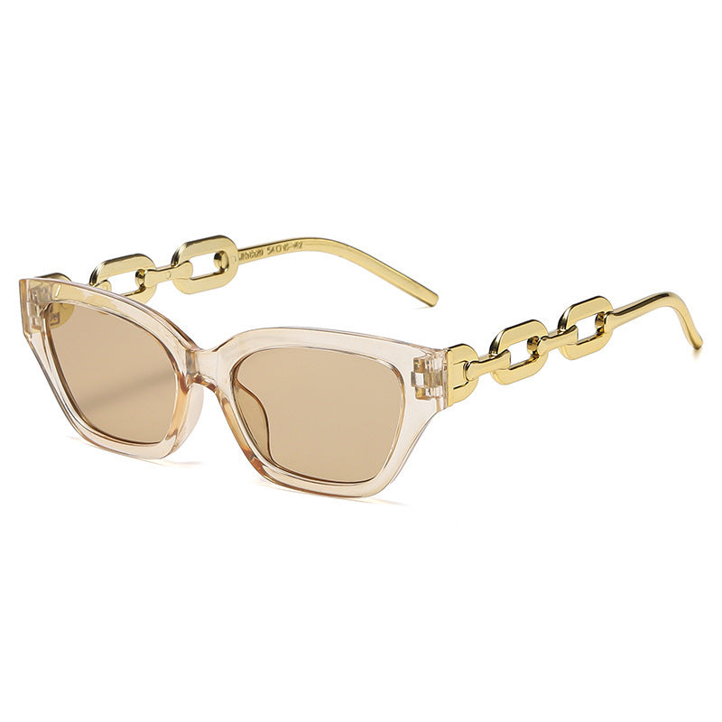 Luxe Fashion Cat Eye Sunglasses with Statement Chain Stornfield