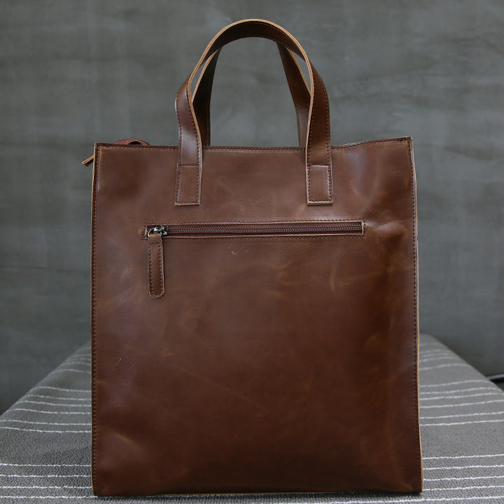Stylish and Spacious Leather Bag Stornfield