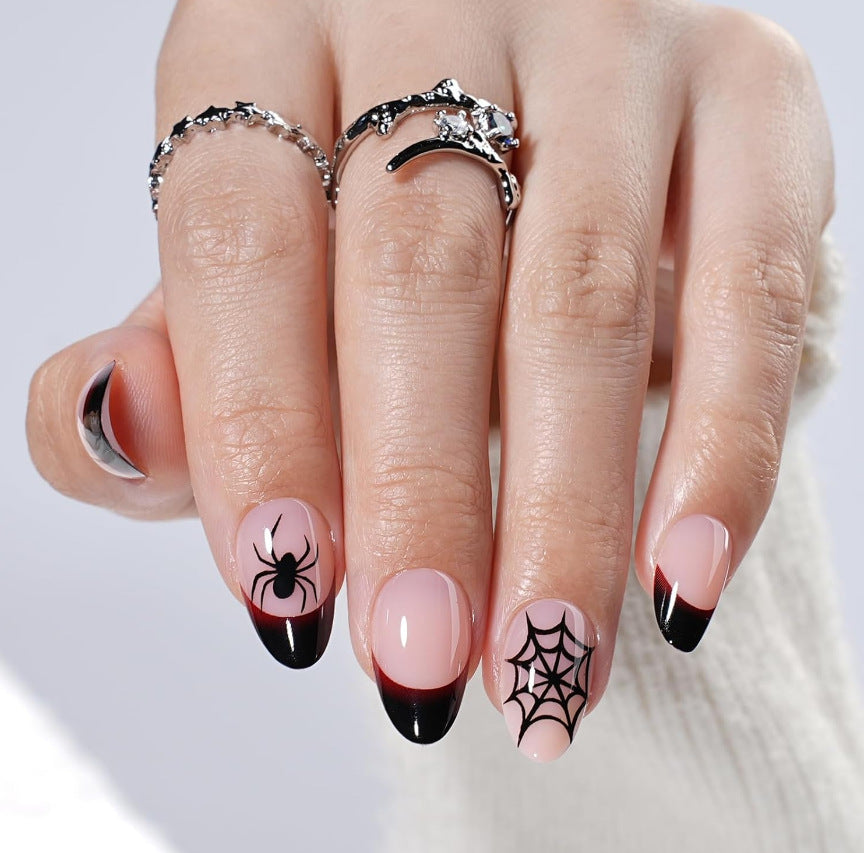 Artistic Halloween-Themed Nail Art Stornfield 1789915324