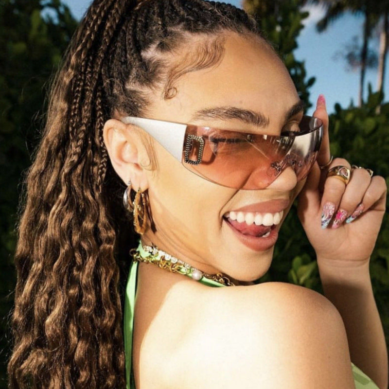 Women's sporty sunglasses in futuristic shield design Stornfield