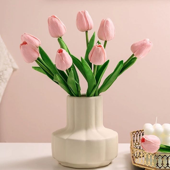 Modern Minimalist Decorative Ceramic Vase
