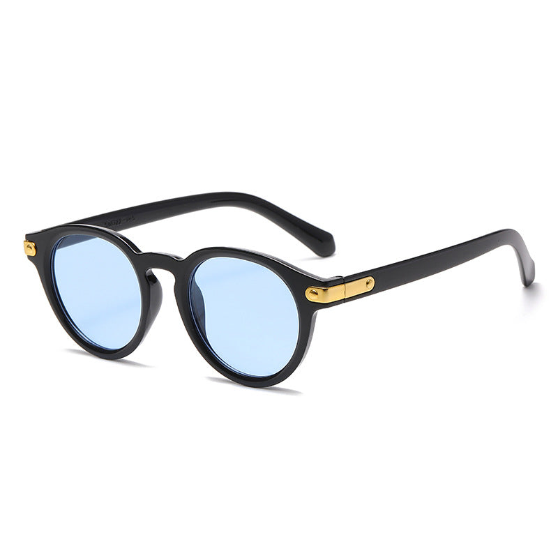 Ladies fashionable sunglasses with transparent frame and sturdy lenses Stornfield