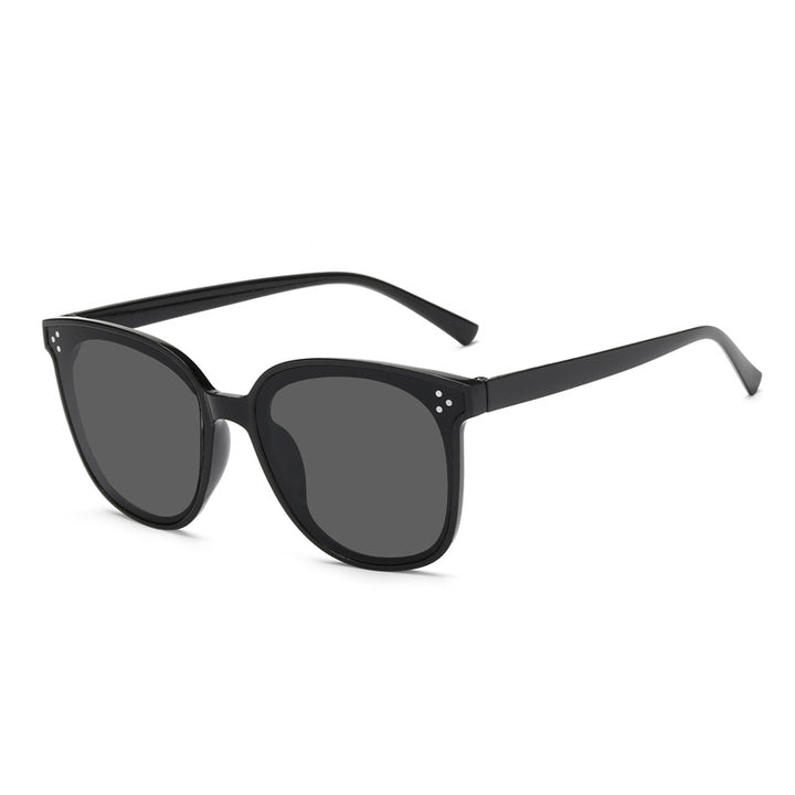 Fashion-Forward Oversized Butterfly Sunglasses Stornfield
