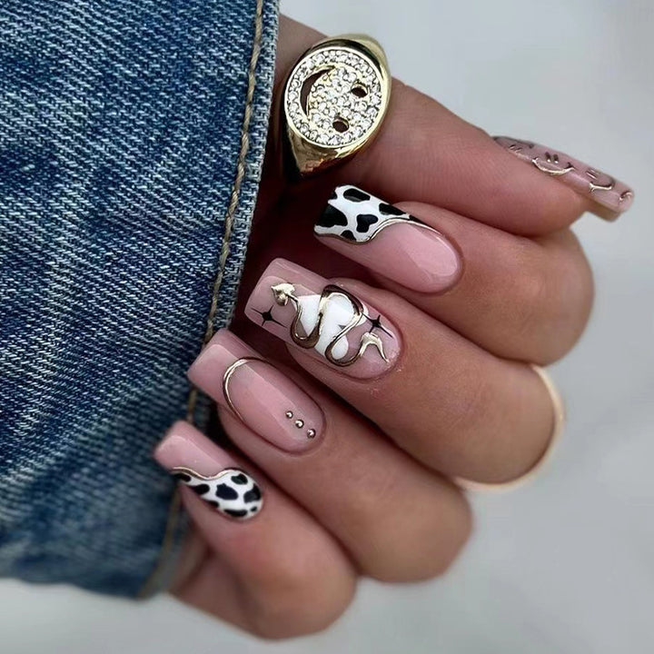 Artistic Nail Decoration Stornfield