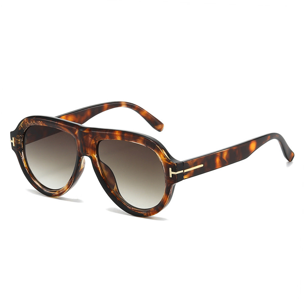 Fashion-Forward Bold Geometric Sunglasses Stornfield