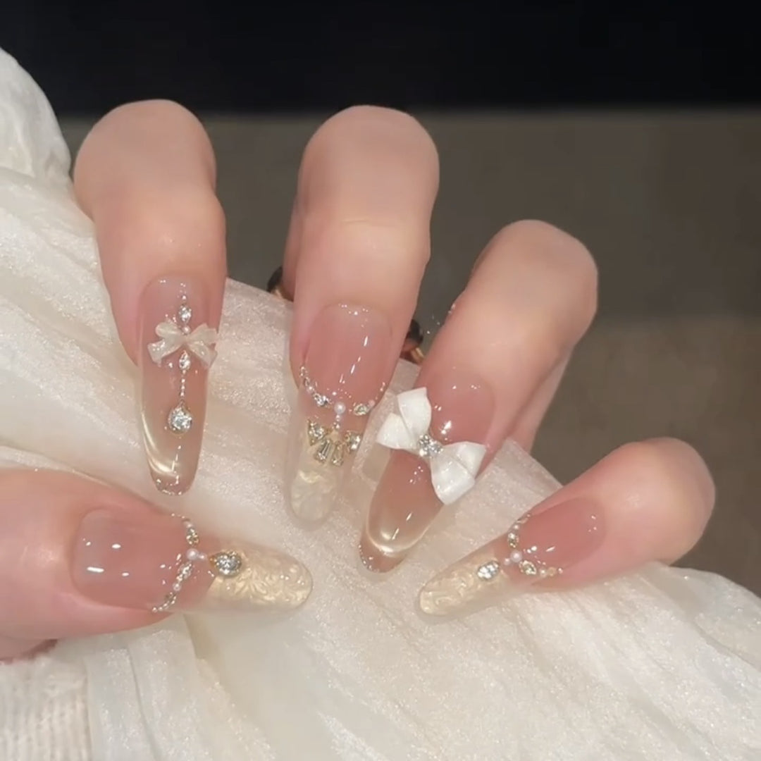 Elegant Rhinestone Press-On Nail Set Stornfield