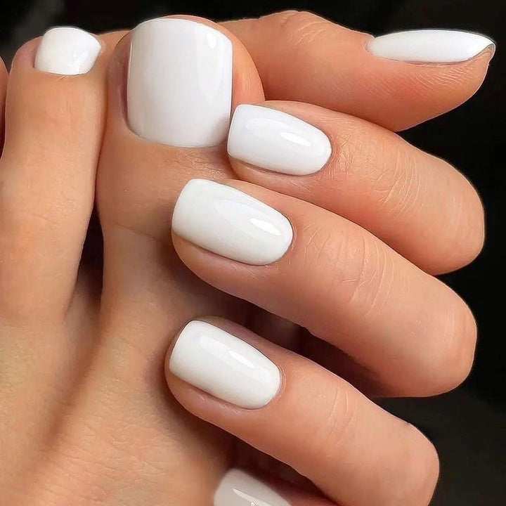 Premium Reusable Press-On Nail Tips Stornfield