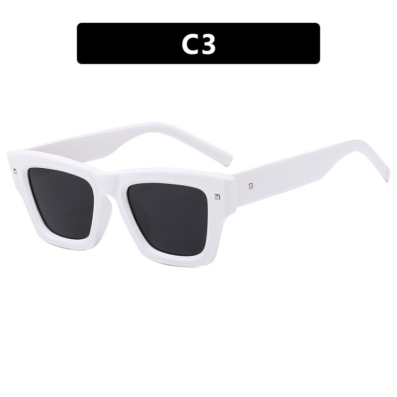 Ladies trendy sunglasses with square frame and UV protection Stornfield