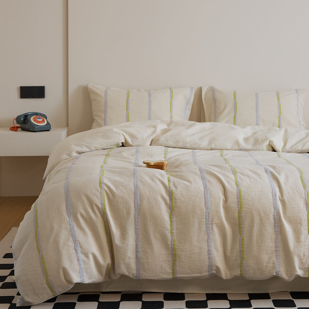Cotton-linen duvet cover set with brush stroke stripes and airy muslin texture