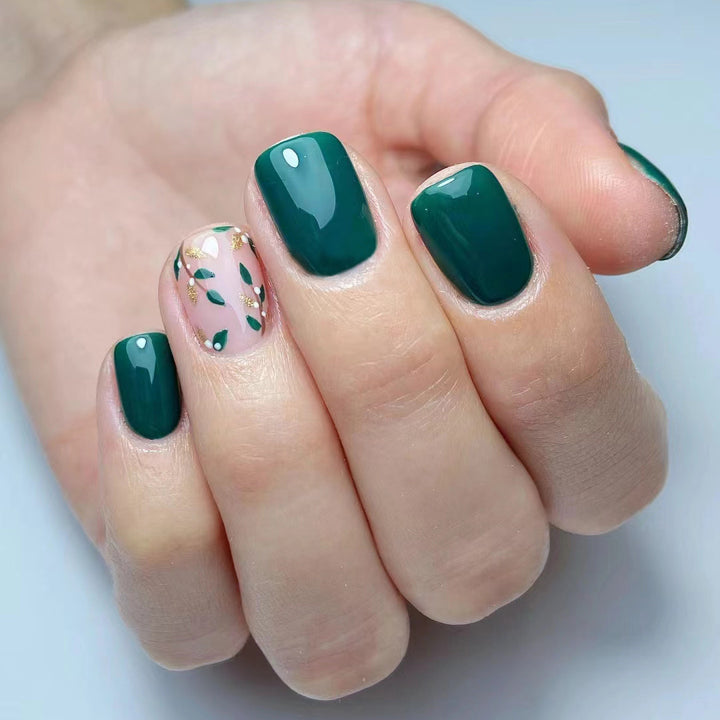 Artistic Floral Nail Art Design