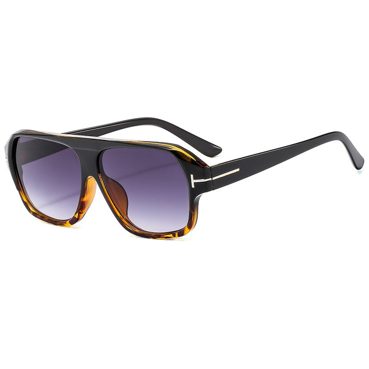 Women's fashionable sunglasses with distinctive geometry and brown lenses Stornfield