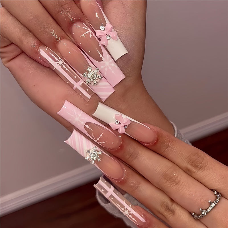 Festive Holiday Nail Art Stornfield