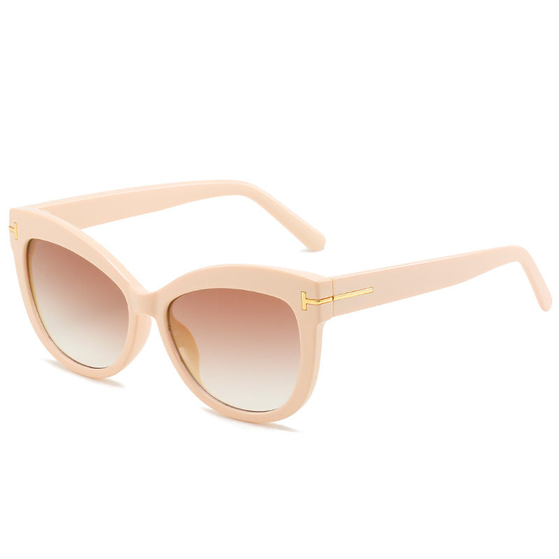 Chic Oversized Cat-Eye Sunglasses Stornfield