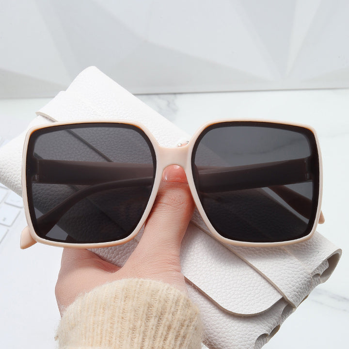Ladies oversized sunglasses in modern tortoiseshell design Stornfield