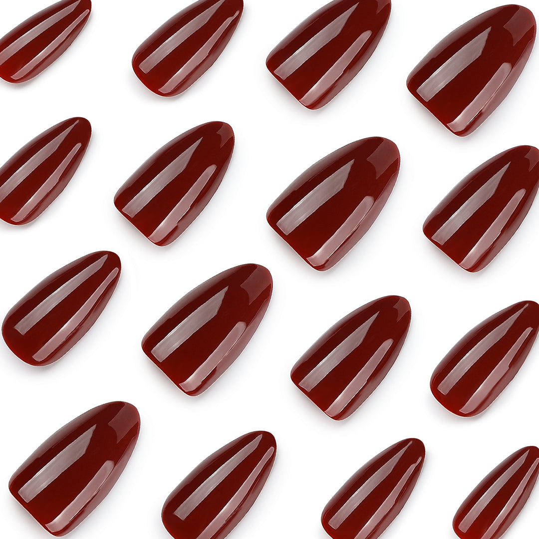 Elegant Nail Art in Modern Design Stornfield