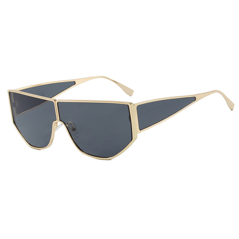 Women's trendy oversized sunglasses with distinctive geometric design Stornfield