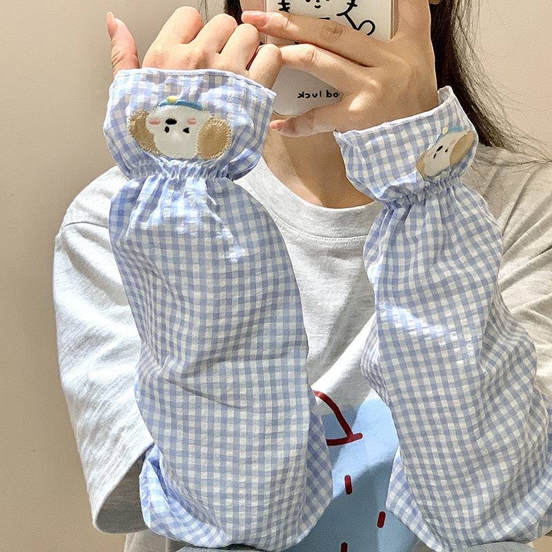 Arm cuffs with sweet dog appliqué design Stornfield