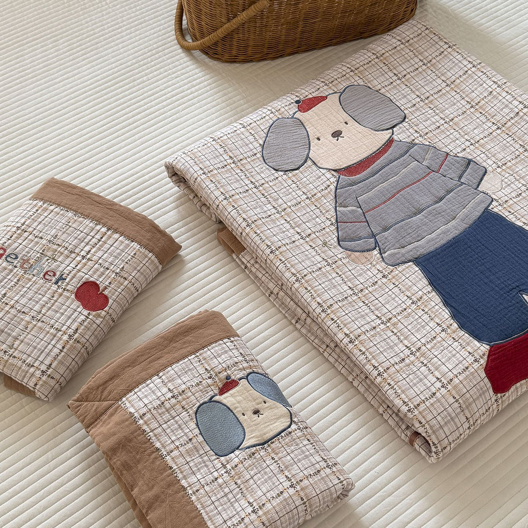 Quilted Bunny Applique Comforter and Pillowcase Set