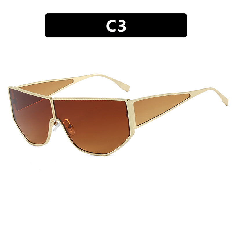 Women's trendy oversized sunglasses with distinctive geometric design Stornfield