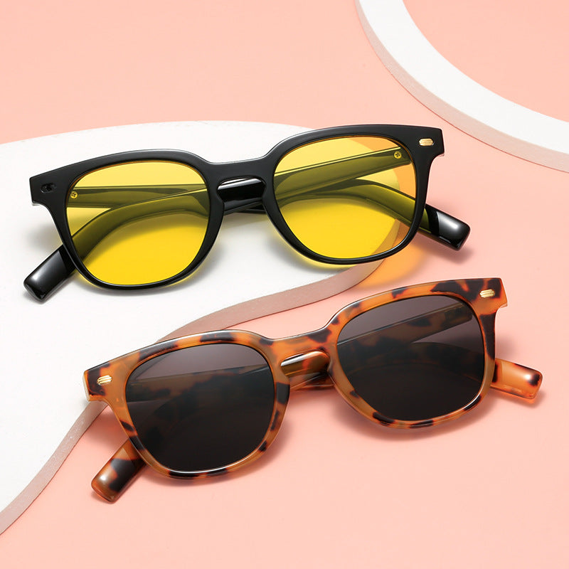Ladies fashionable corrective glasses with elegant plastic frame and golden accents Stornfield