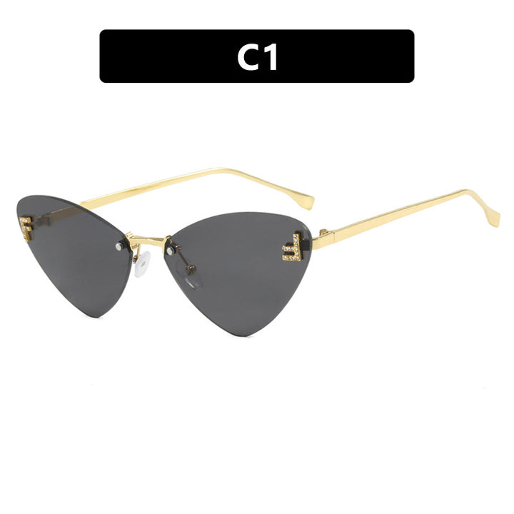 Women's extravagant Cat-Eye sunglasses with sparkling details Stornfield