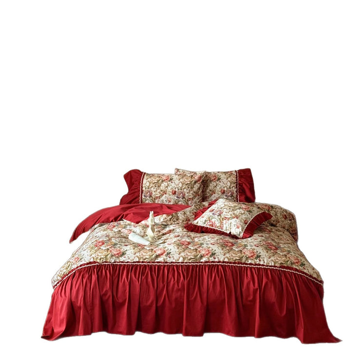 Romantic bedding set made of cotton satin with ruffles and floral jacquard