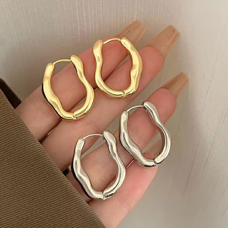 Wavy hoop earrings Stornfield