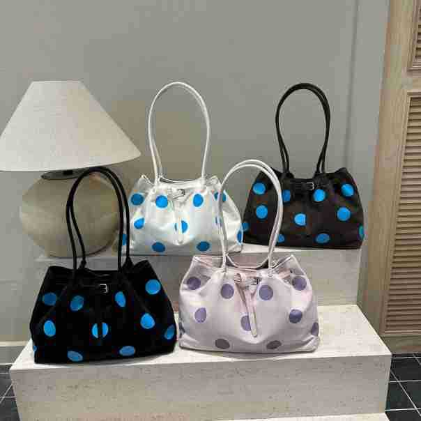 Stylish Polka Dot Patterned Tote Bag