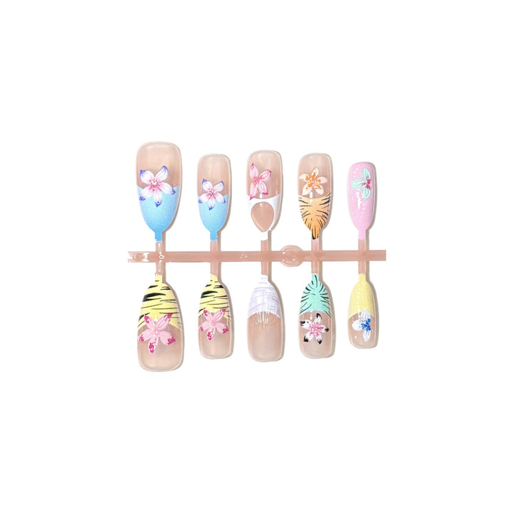 Decorative Floral-Themed Press-On Nail Art Set