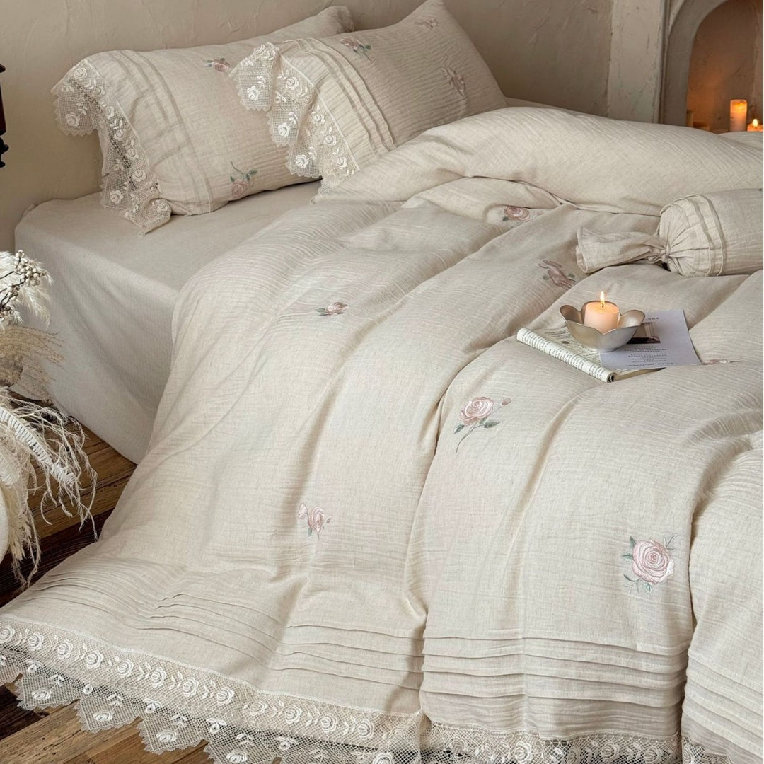 Embroidered Vintage Linen-Blend Duvet Cover Set with Pintuck Pleats & Lace Hem